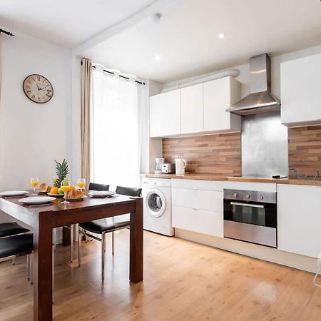 Avenue De Mars 2Br Apartman Párizs Kültér fotó
