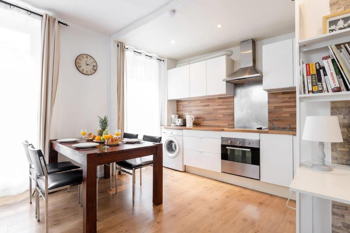 Avenue De Mars 2Br Apartman Párizs Kültér fotó