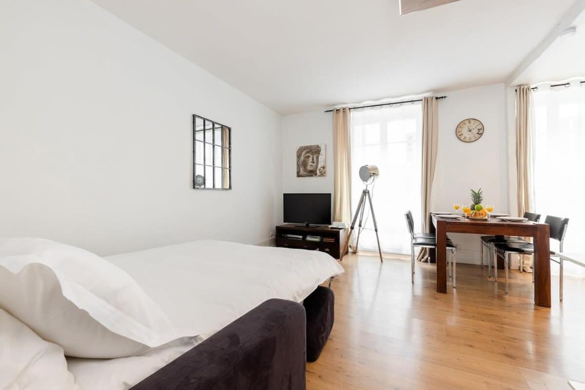 Avenue De Mars 2Br Apartman Párizs Kültér fotó