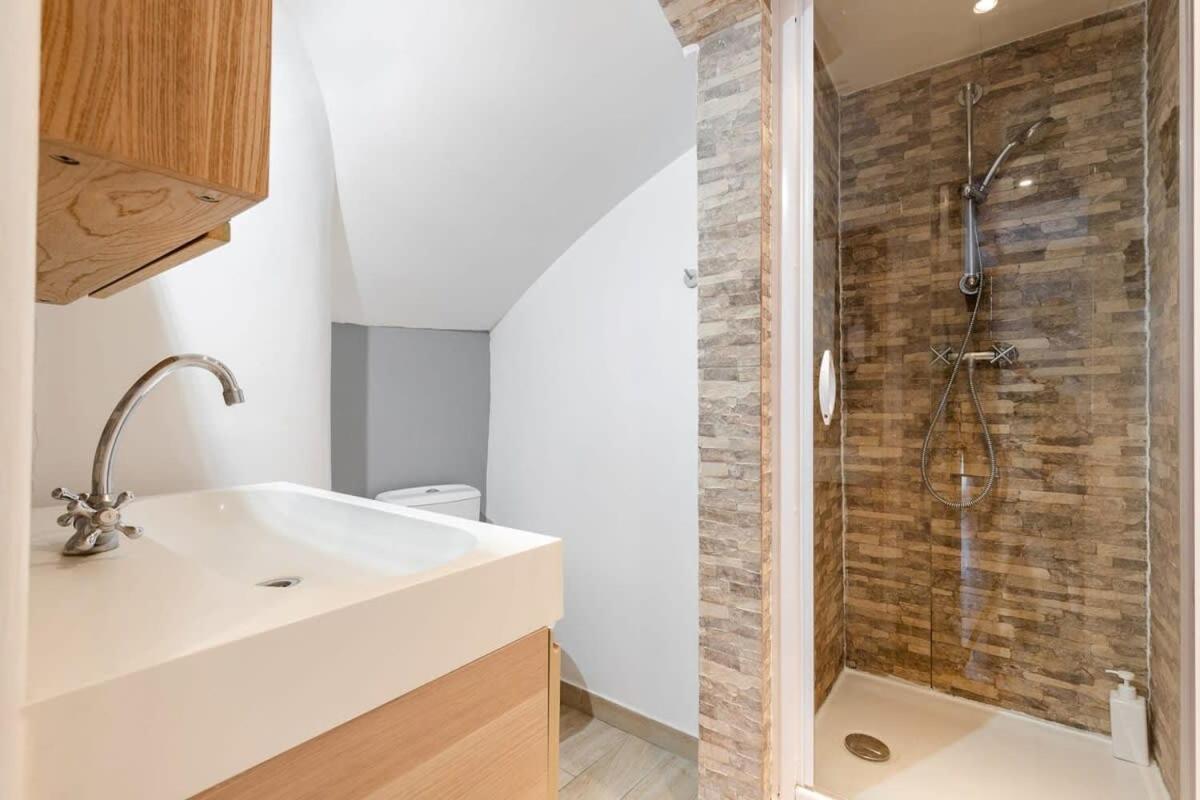 Avenue De Mars 2Br Apartman Párizs Kültér fotó