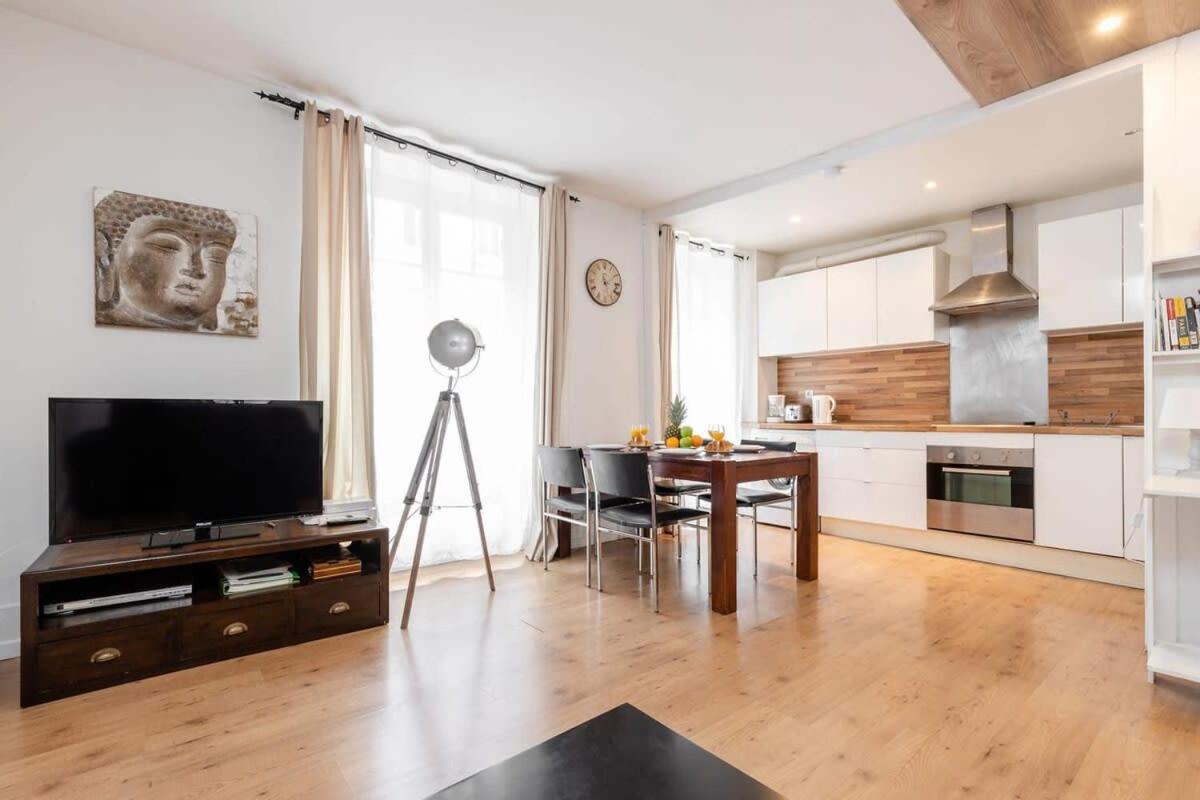 Avenue De Mars 2Br Apartman Párizs Kültér fotó